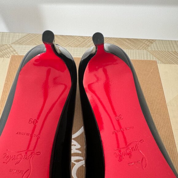 *NEW* Christian Louboutin KATE Pointe Toe Patent Leather Pump 39EU - Picture 9 of 9